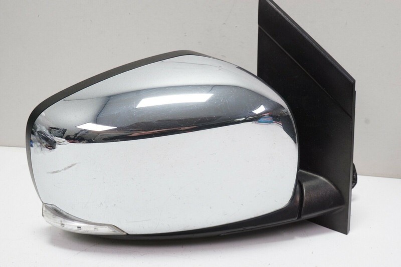 DODGE GRAND CARAVAN T&C Front Right RH Door Mirror w/ Blind Spot OEM 2009 - 2016
