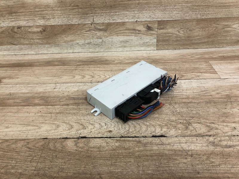 BMW E85 Z4 OEM FRONT BCM BCU LIGHT FOOTWELL BODY CONTROL MODULE 03-08 2