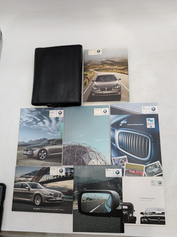 2009 BMW 7 SERIES 750 750i 750Li OWNERS MANUAL WITH SUPPLEMENTS & CASE