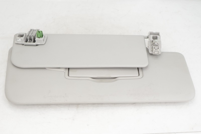 13-19 Mercedes X166 GL450 ML63 Sun Visor Sunvisor Right Passenger Side Gray OEM