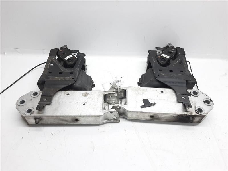 BMW F01 740i 750i Radiator Core Support Brackets Left Right Latches Pair Set