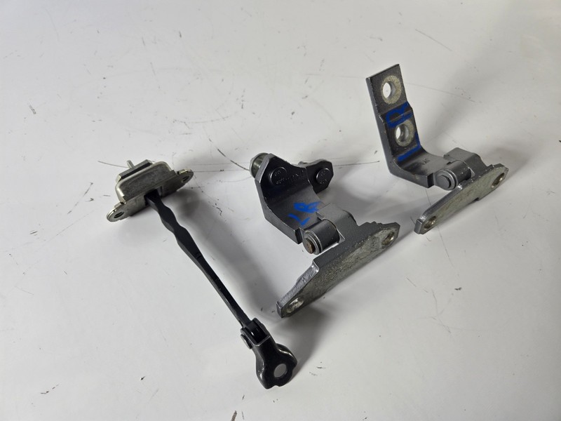 2008 2017 Infiniti EX35 QX50 Left Driver Rear Door Check Hinge Hinges OEM