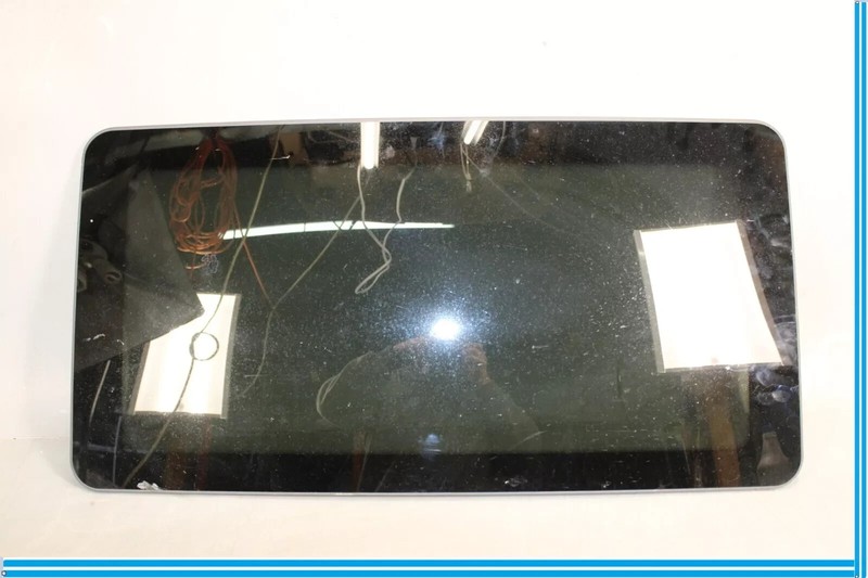 06-11 Mercedes W219 CLS550 CLS63 AMG Sunroof Sun Roof Moonroof Glass OEM