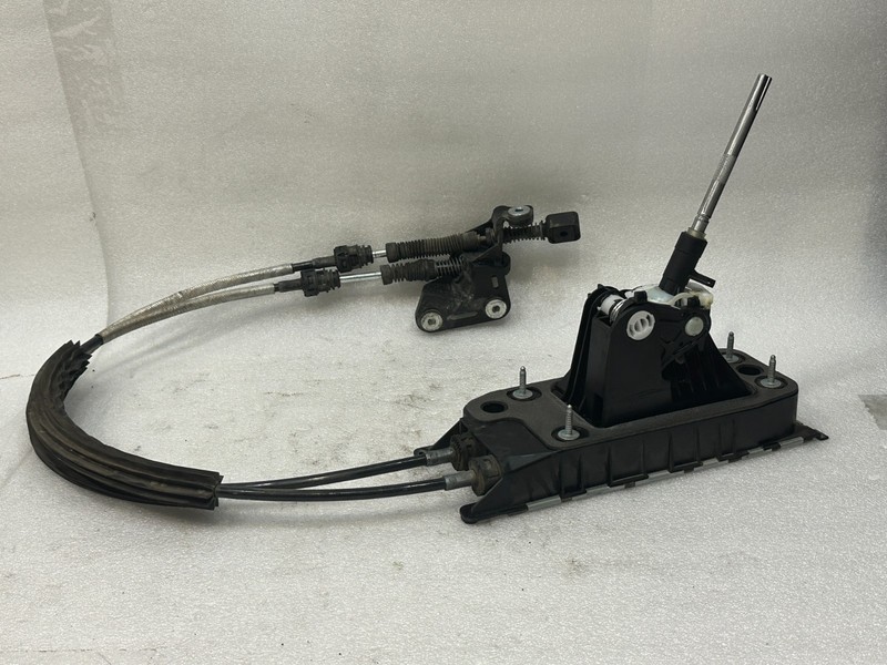 USED Volkswagen MkVII Golf TDI 6 Speed Manual Shifter Box 5QD 711 049 C