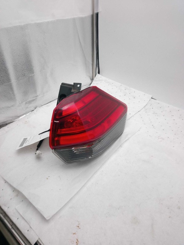 2017 Nissan Rogue Right Blue Tail Light Assembly OEM Used 90000 Miles