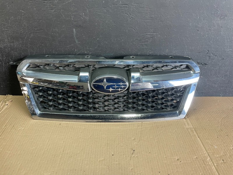 2012 - 2016 Subaru Impreza Crosstrek Front Upper Grill Grille OEM AE3605 DG
