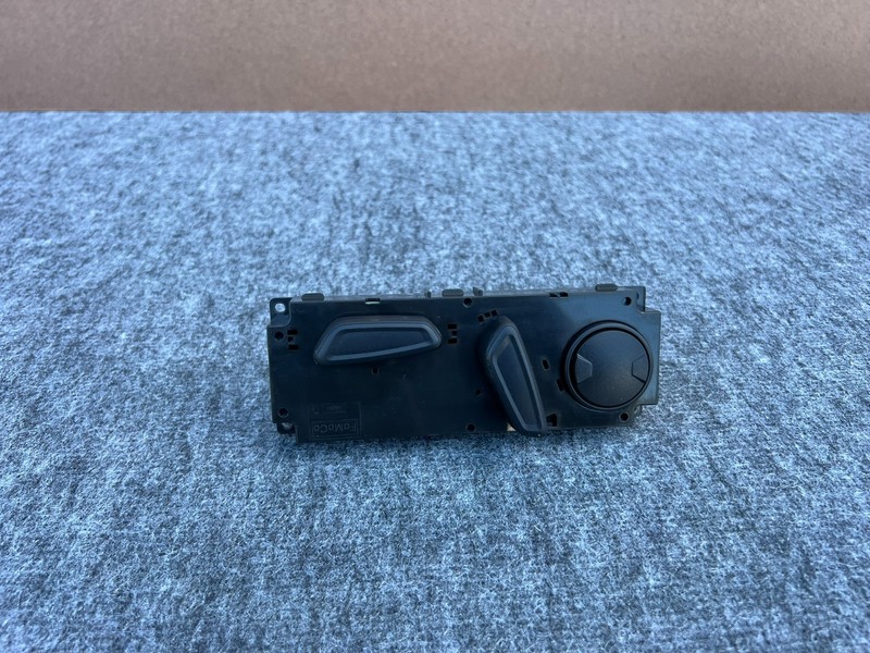 FORD MUSTANG MACH-E 21-26 OEM FRONT RIGHT PASSENGER SEAT ADJUST CONTROL SWITCH