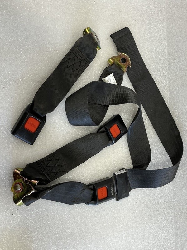 1990 1991 LEXUS ES250 REAR SEAT BELT BUCKLES WITH LAP BELT DARK GRAY