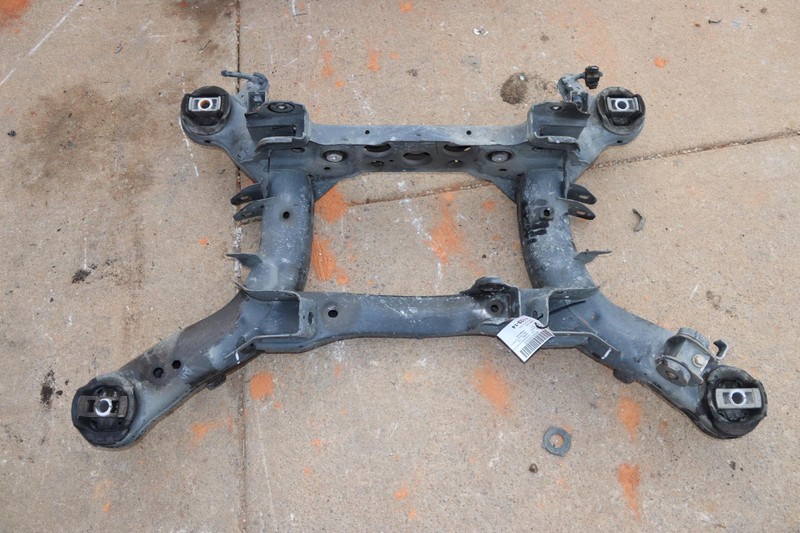 2016-2022 DODGE DURANGO RWD 3.6L REAR SUSPENSION CROSSMEMBER SUBFRAME OEM