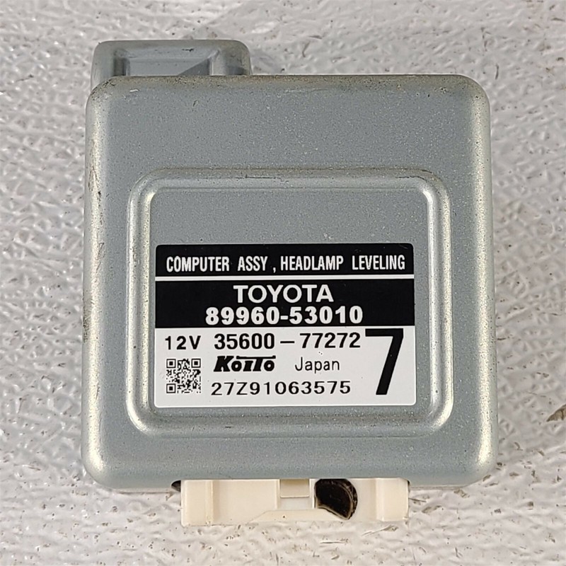01-05 Lexus IS300 Headlight Leveling Module AA6864
