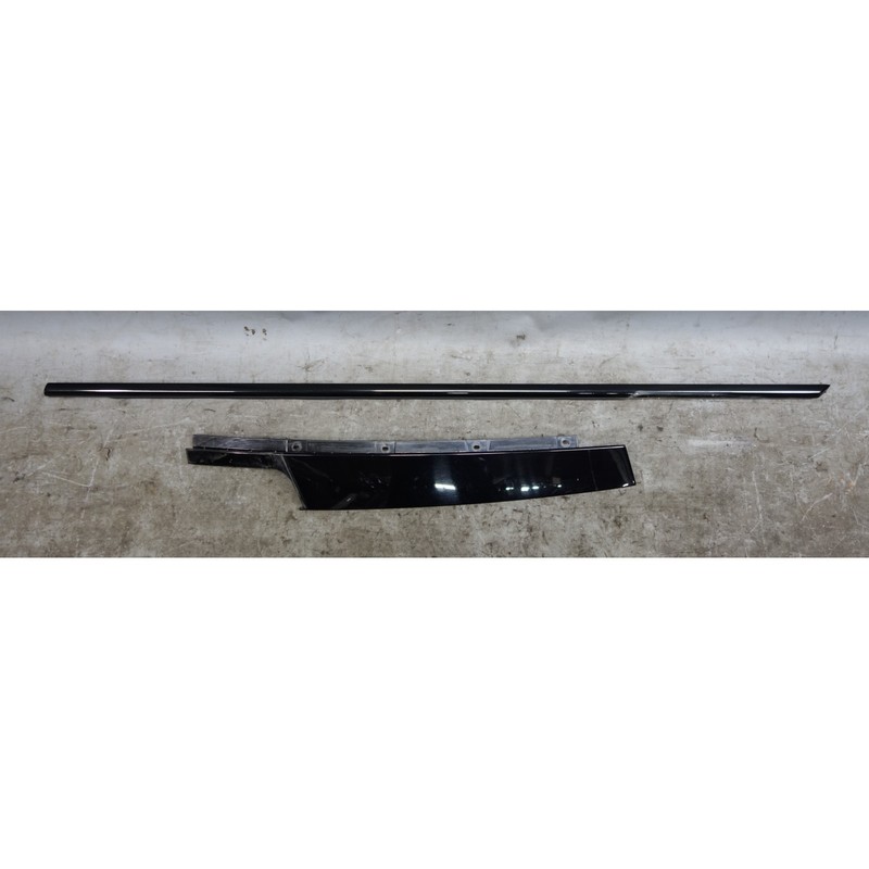 13-18 BMW F30 F80 3-Series Left Front Door Exterior Trim High Gloss Black OEM