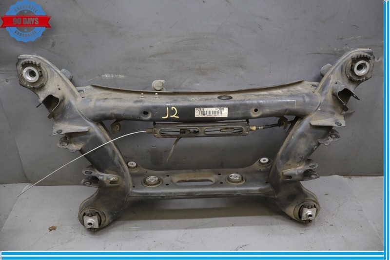 10-18 Mercedes W218 CLS550 E350 C250 E550 Rear Sub Frame Crossmember Cradle Oem