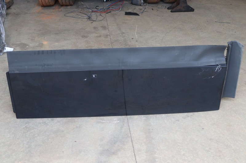 17-25 FREIGHTLINER CASCADIA 126 REAR LEFT SIDE LOWER CAB FAIRING SKIRT PANEL OEM