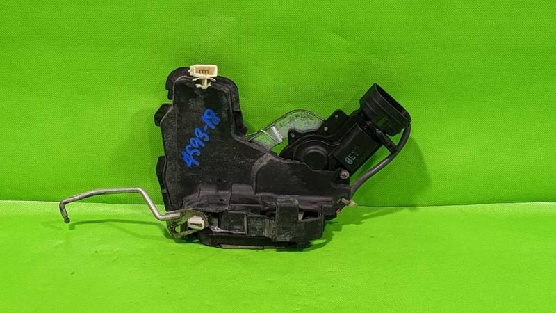 97-01 CAMRY PASSENGER RIGHT FRONT DOOR LOCK LATCH ACTUATOR OEM 4593-18