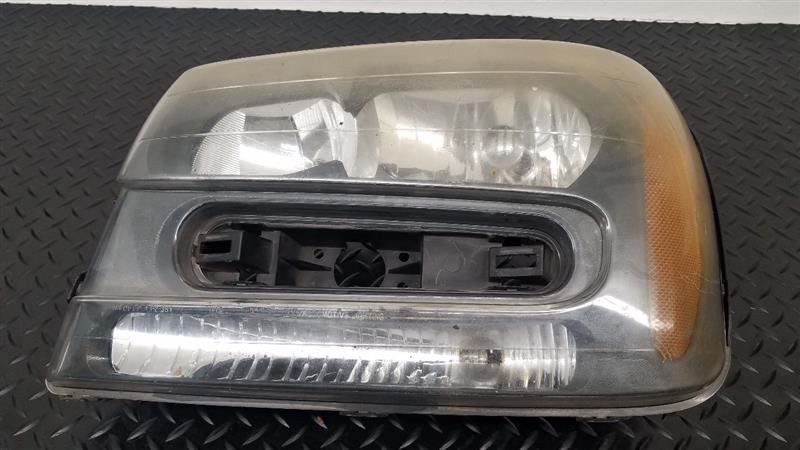 02-09 Chevrolet Trailblazer Left Driver Side Headlamp Headlight OEM 25970915