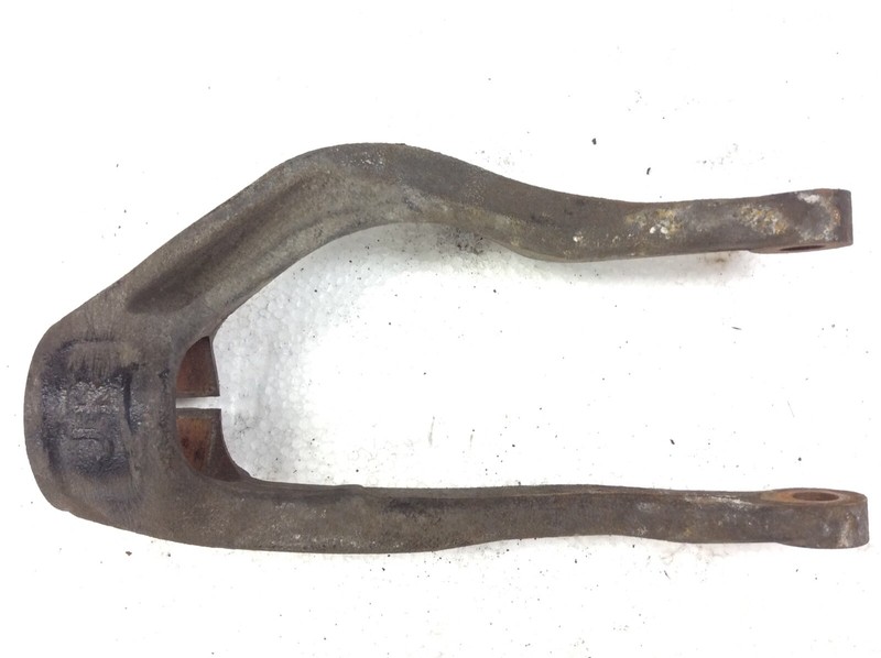 97-01 Honda CR-V Right Front Suspension Strut Shock Absorber Mounting Fork OEM