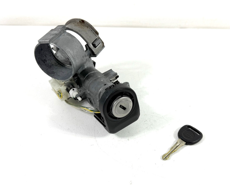 2007-2009 Chevy Equinox / Torrent Ignition Lock Cylinder Switch Assembly w/ Key