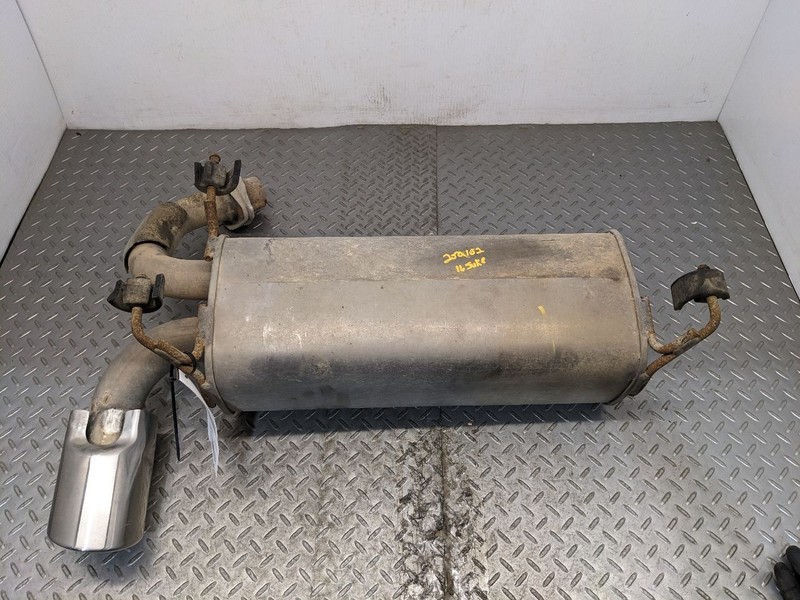 2014-2017 Nissan Juke Nismo RS AWD Exhaust Muffler OEM 1167113