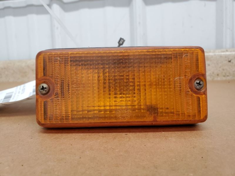 Driver Corner/Park Light Park Lamp-turn Signal Fits 75-83 FIAT 124 285832
