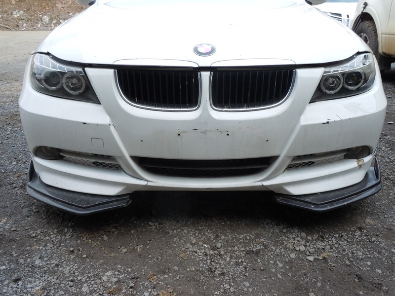 2006 06 BMW 325i Sdn Wgn Front Bumper Cover W/ Grilles & Fogs W/O Park Assist