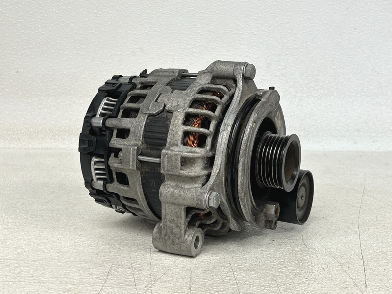 ⭐2018-2023 BMW X3 XDRIVE ENGINE ALTERNATOR GENERATOR UNIT OEM LOT2593