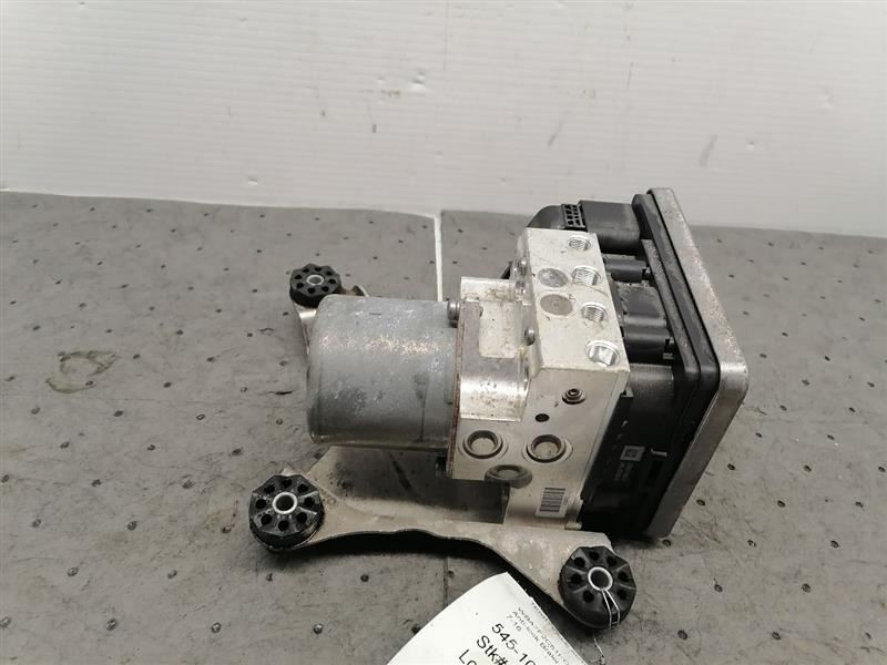Anti-Lock Brake Part Assembly Fits 16-19 BMW 740i 1158524