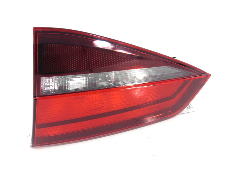 2017 2018 Volkswagen Jetta Lid Mounted Inner Tail Light Passenger Right RH OEM