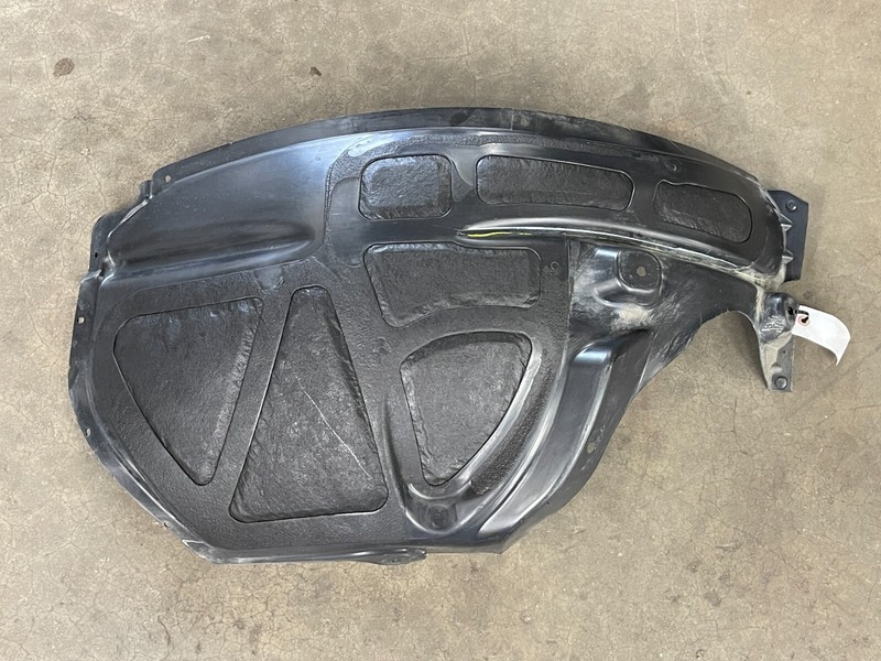 ⭐2015-2017 DODGE CHARGER SCAT PACK FRONT LEFT FENDER LINER SPLASH GUARD LOT2396