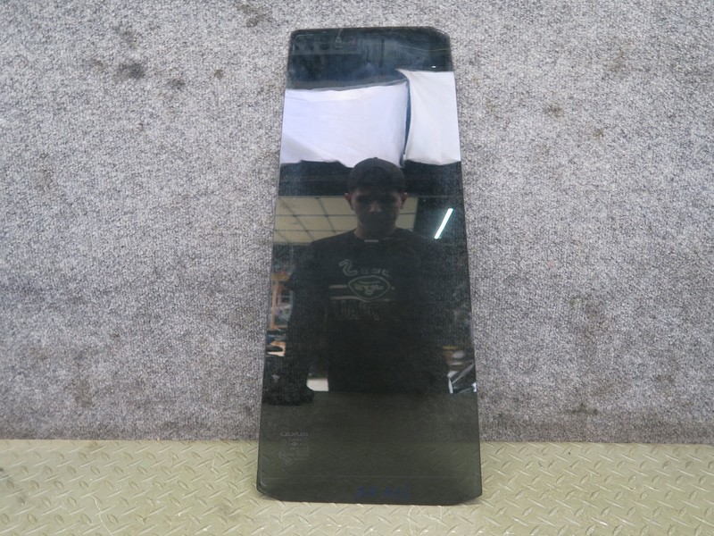 2003-2007 LEXUS UZJ100L LX470 REAR RIGHT DOOR VENT FIXED GLASS WINDOW