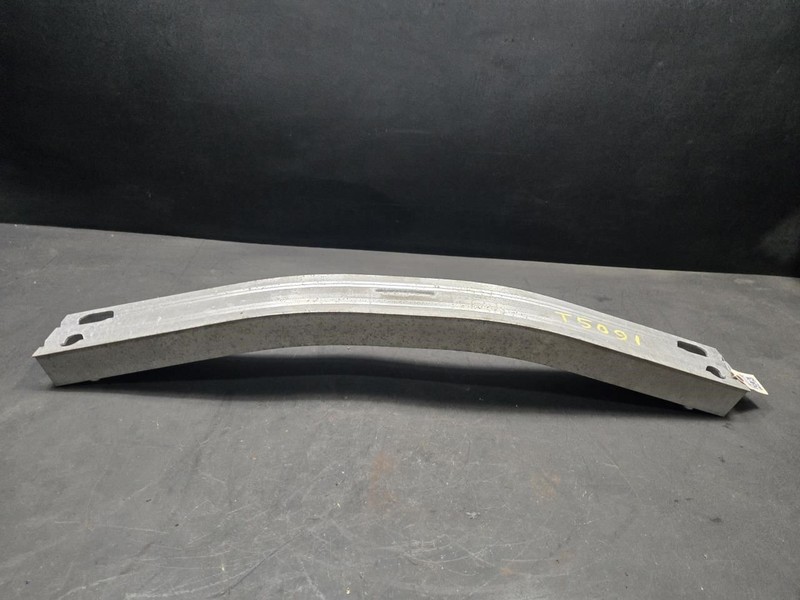 Rear Bumper Reinforcement 2021 Toyota RAV4 52171-0R060 2019 2020 2022 - 2025
