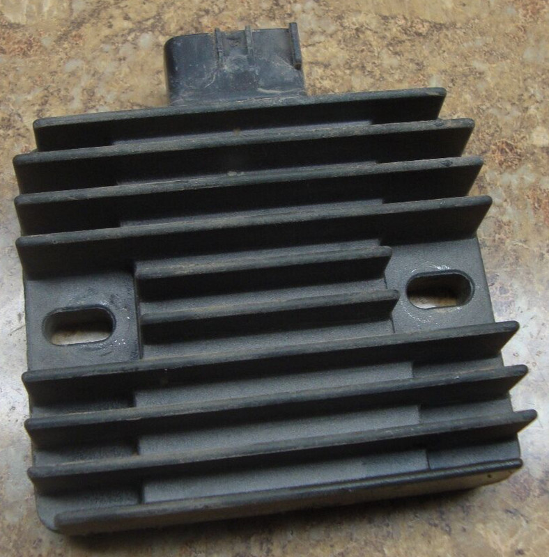 2009 Arctic Cat 550 ATV 4x4 EFI Voltage Regulator Rectifier Electrical M2