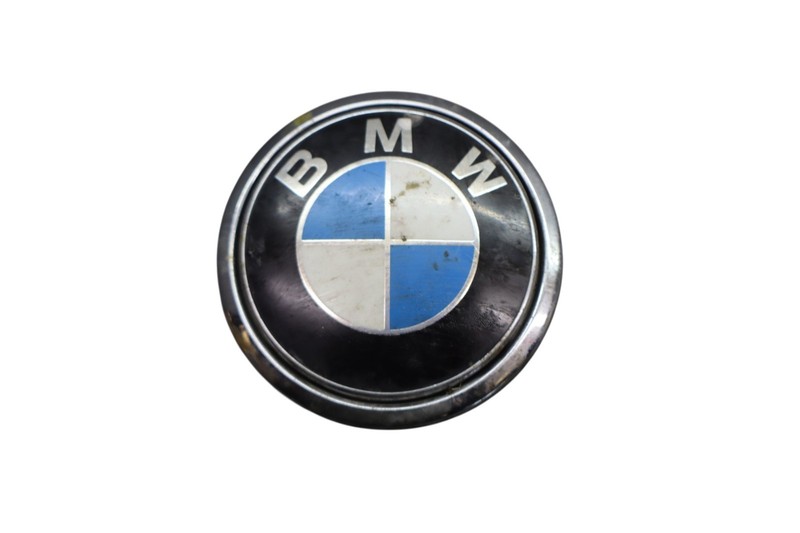 09-16 BMW E89 Z4 Rear Trunk Lid Opener Button Ring RVC Emblem Sign Logo Oem