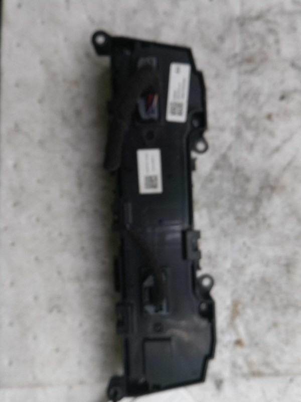 Used A/C Selector Switch fits: 2018 Honda Odyssey dash mounted US market LX Grad