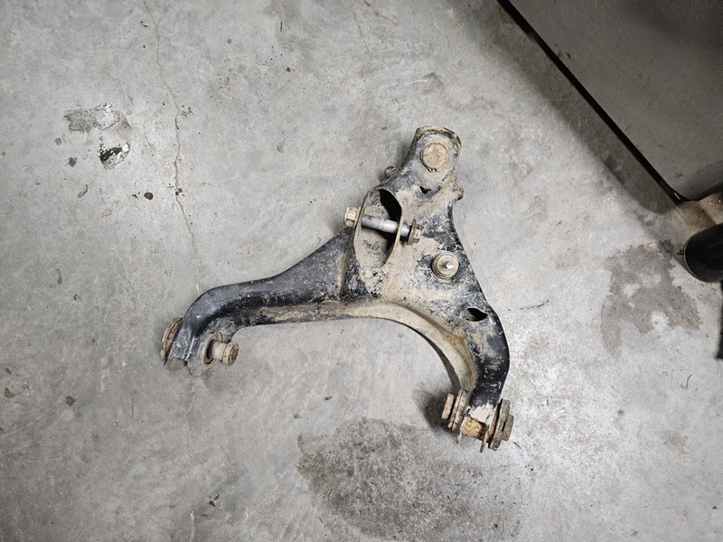 Lower Control Arm w/Ball Joint Front Right for Ford F-150 Lincoln Navigator