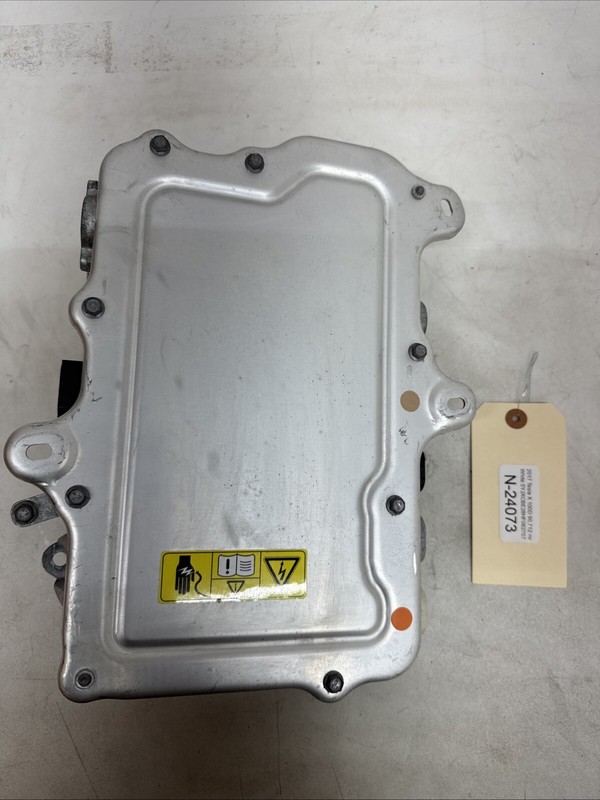 ⚡️2017 TESLA X High Voltage Junction Box 1049678-00-G24073 U2