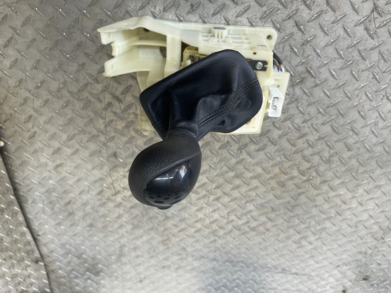 2012 Kia Soul Automatic Shifter Assembly Tested Oem