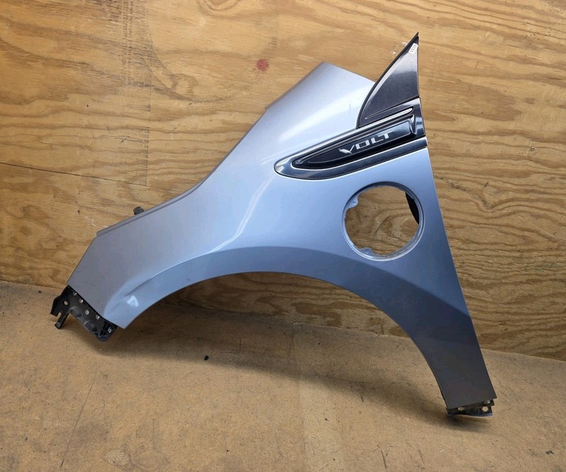2011 2012 2013 2014 2015 CHEVROLET VOLT Driver Left Front Fender 10924992 OEM