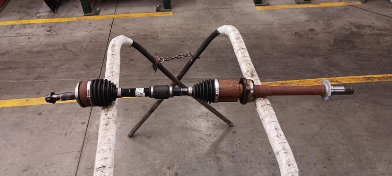 18-'24 TOYOTA CAMRY Right passenger Axle Shaft 2.5L FWD OEM 1 Year Wnty!