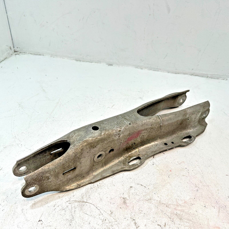 Rear Right Suspension Lower Control Arm Mercedes W222 S550 2014-2017 OEM