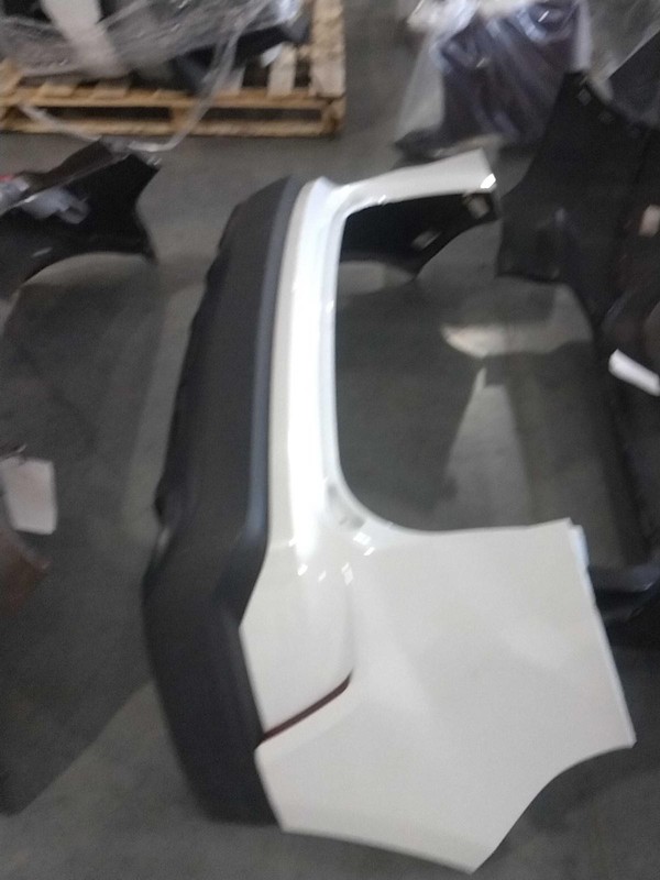 2019 Ford Edge Bumper Assembly White OEM Used with Scratches FT4Z17906A