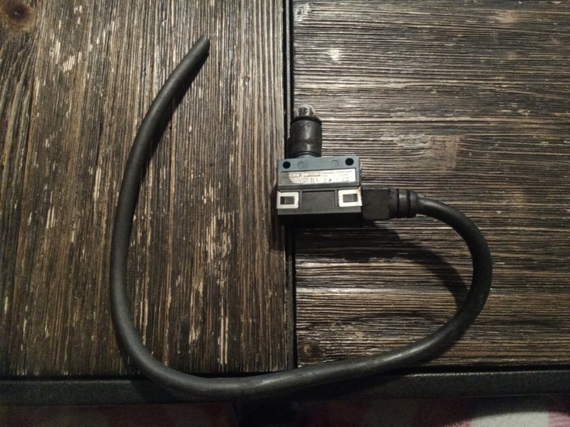 Yamatake Honeywell Micro Switch SL1-B