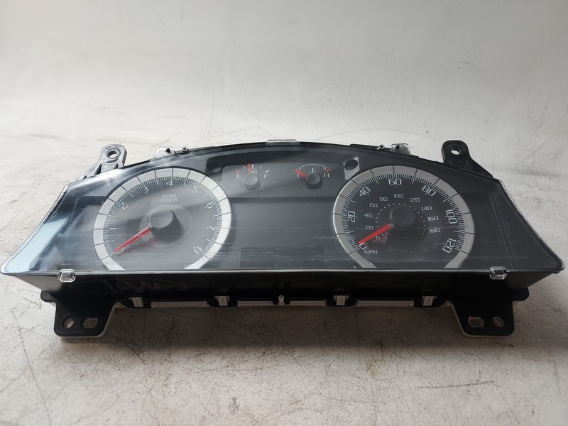 Speedometer Instrument Cluster 08 Ford Escape Dash Panel Gauges 262,002 Miles