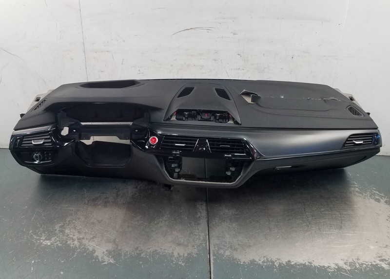 2018 BMW M5 F90 Dash Panel #2469 B2