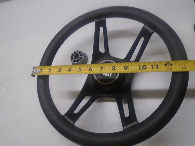 ZZ1 Molmec Inc. Steering Wheel with hub