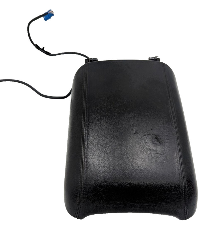 2006-2012 Mercedes R350 Rear Center Console Black Leather Armrest Lid (Blemish)