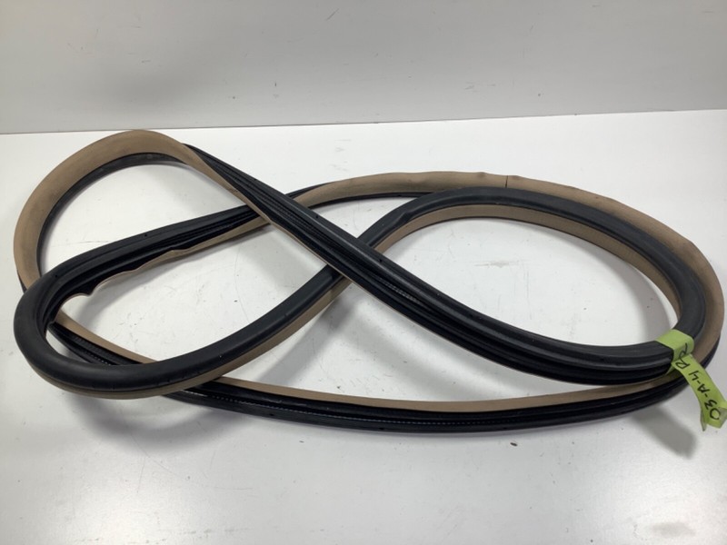 03-07 Accord 4DR RIGHT REAR Door Body Seal Beige 72815-SDA-A01ZC OEM