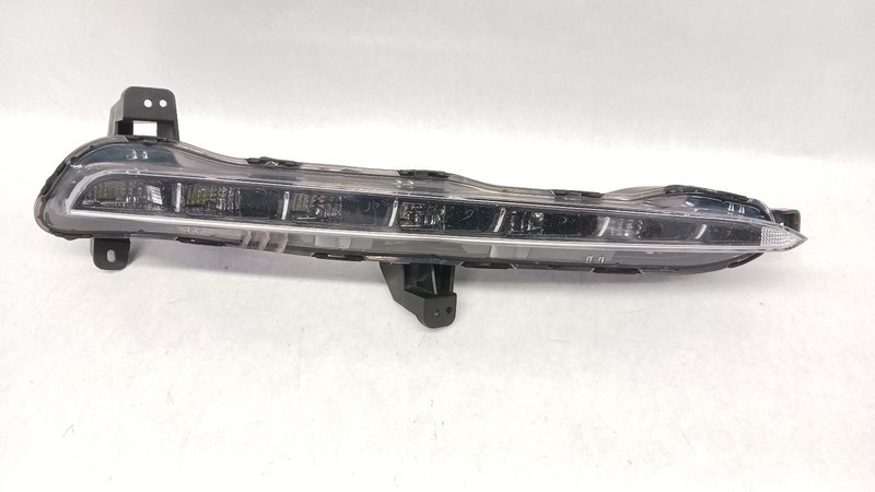 15-'17 HYUNDAI SONATA Right passenger daytime running light OEM Grade A!