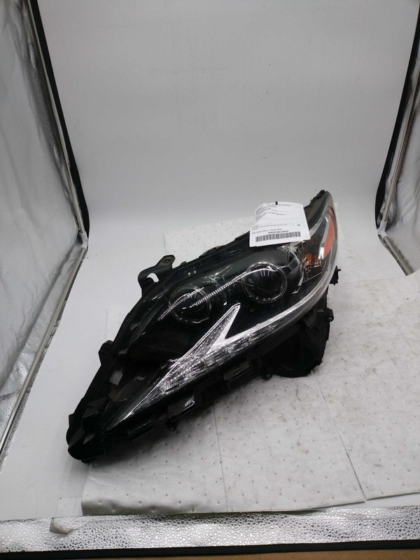 2017 Lexus ES350 Left Headlight Assembly White OEM Used 372658 99000 Miles