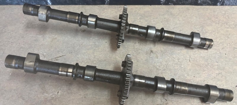 2001 Suzuki GSF1200 GSF 1200 Bandit Engine Camshafts Cam Shafts Shaft Motor Z5
