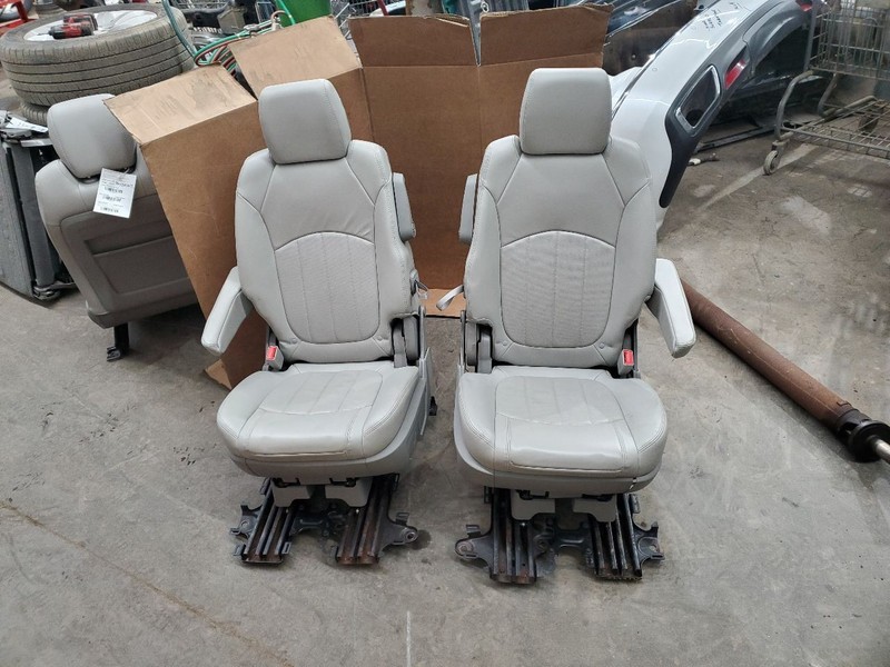 ENCLAVE 2016 Seat Rear 304313